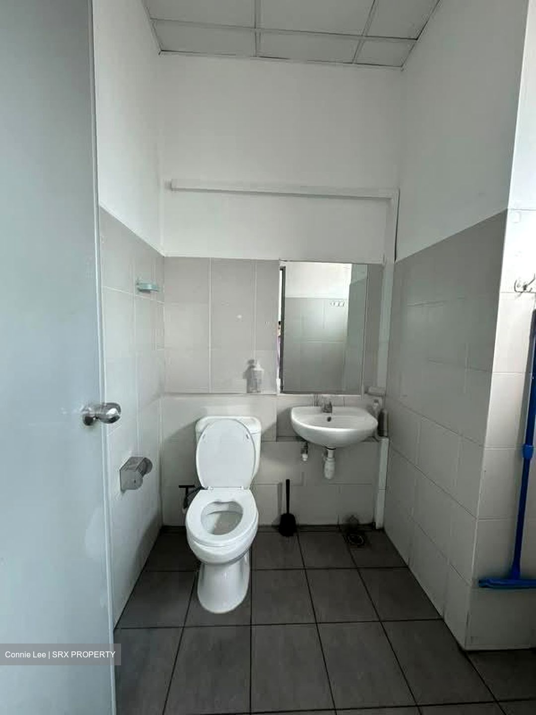 Premier @ Kaki Bukit (D14), Factory #586597351